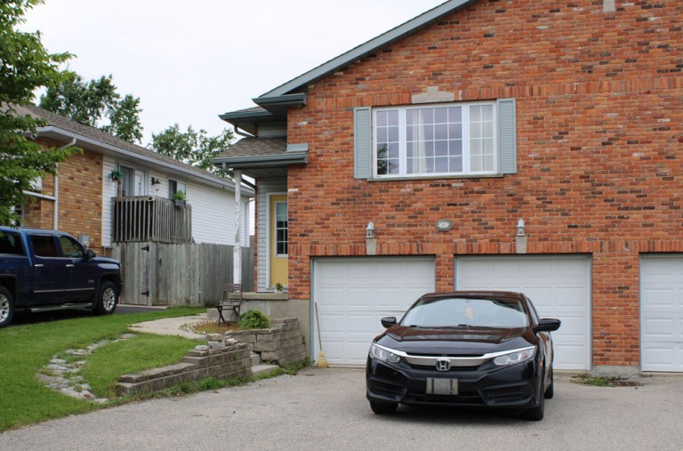 10 Bell Crt, Stratford, Stratford, Ontario, Canada photo 1