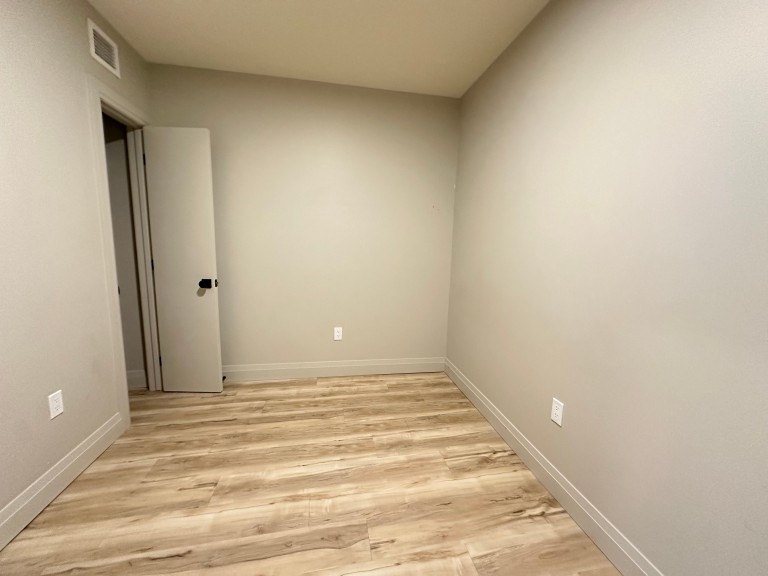 60 wellington St, Unit 8, Stratford, Ontario, Canada photo 15
