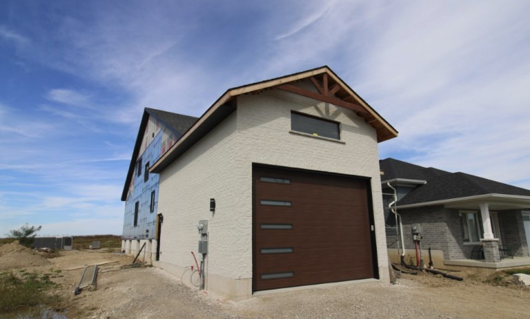 58 Trailside Drive, Stratford, Ontario, Canada photo 1