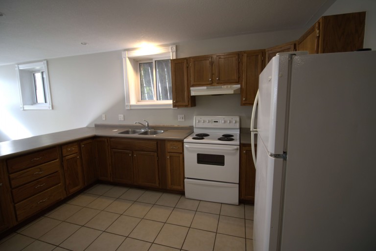 57 Cambria St, Stratford, Ontario, Canada photo 2