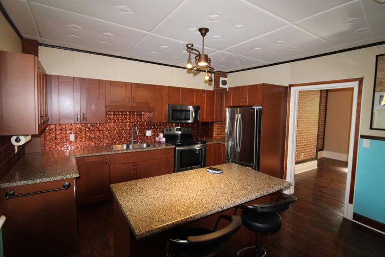 231 Queen St, Stratford, Ontario, Canada photo 6