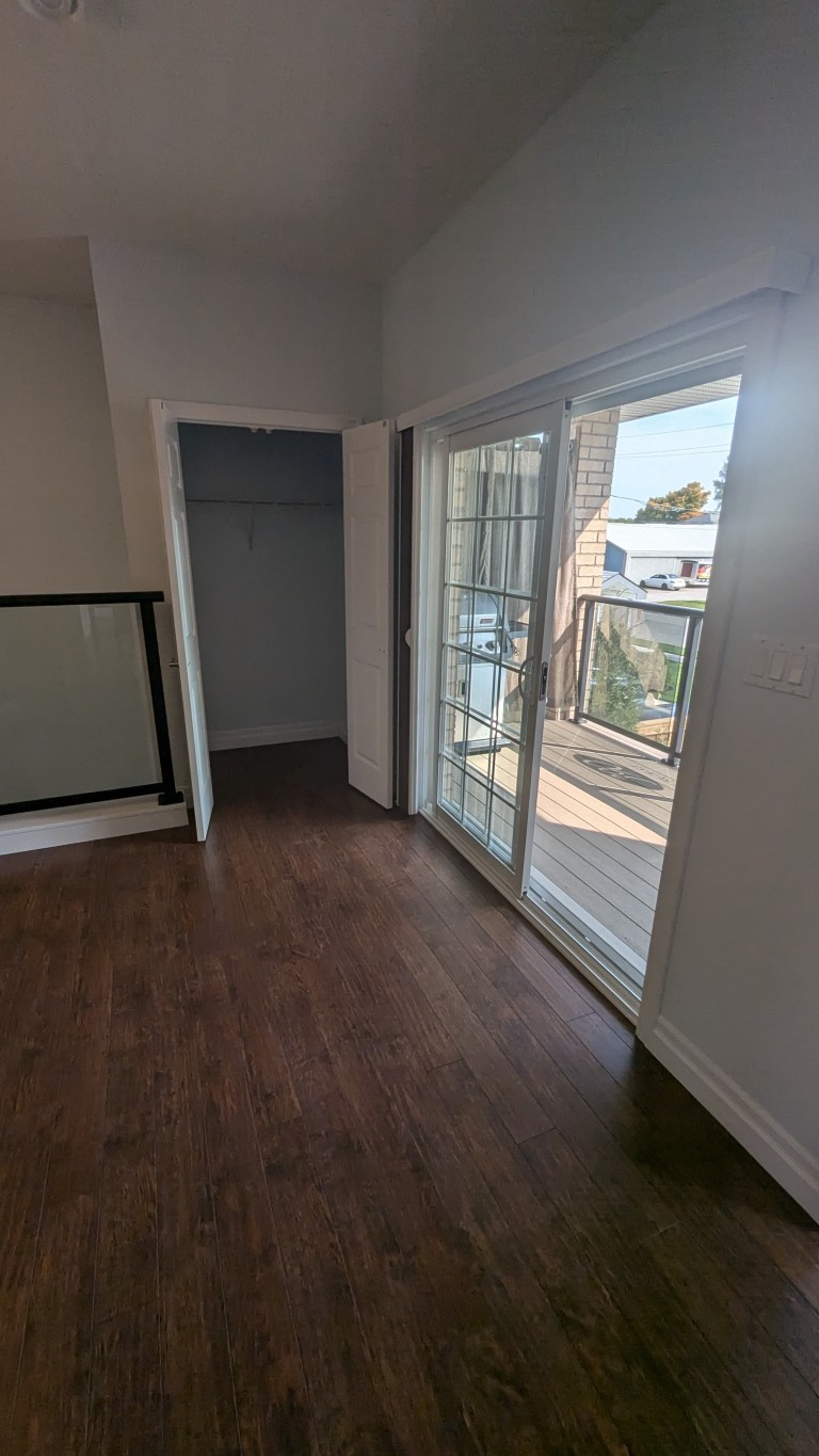 390 Church St, Stratford, ON, Stratford, Ontario, Canada photo 6