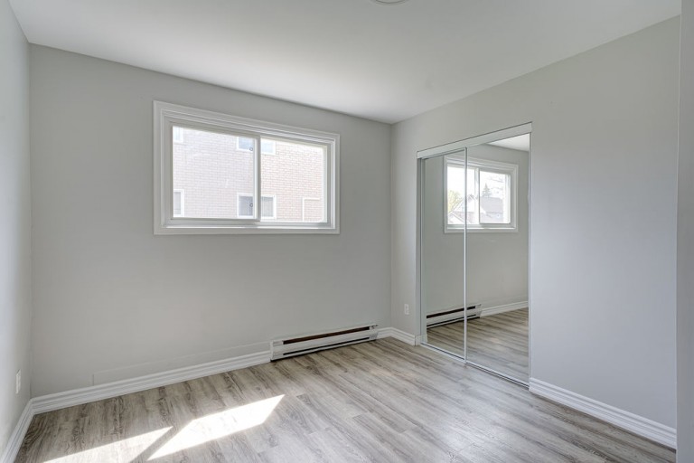 32 Oxford Street, Stratford, Ontario, Canada photo 12