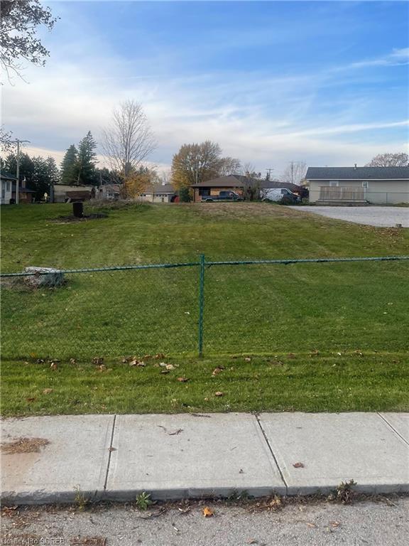 185 TALBOT Street, Courtland, Ontario, Canada