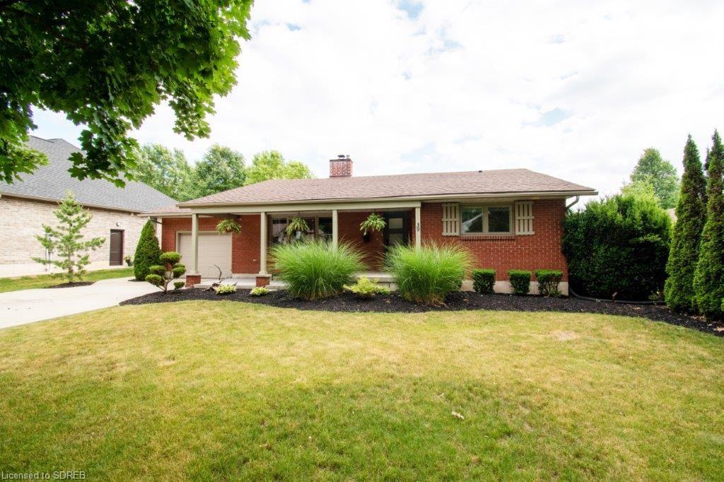 39 LORRAINE Avenue, Tillsonburg, Ontario, Canada