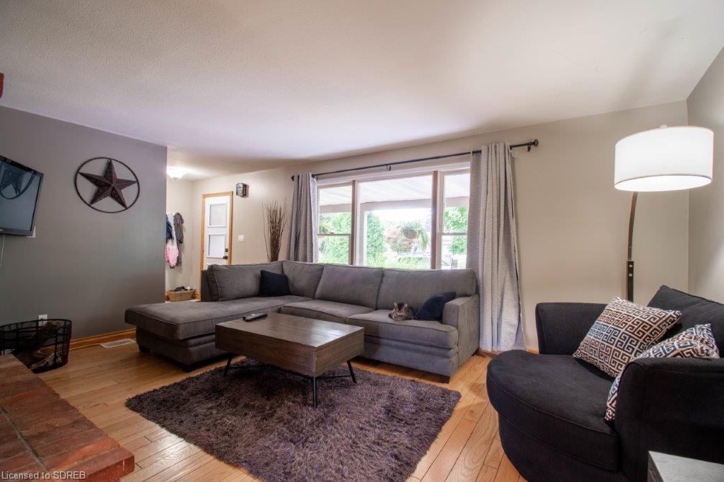 39 LORRAINE Avenue, Tillsonburg, Ontario, Canada