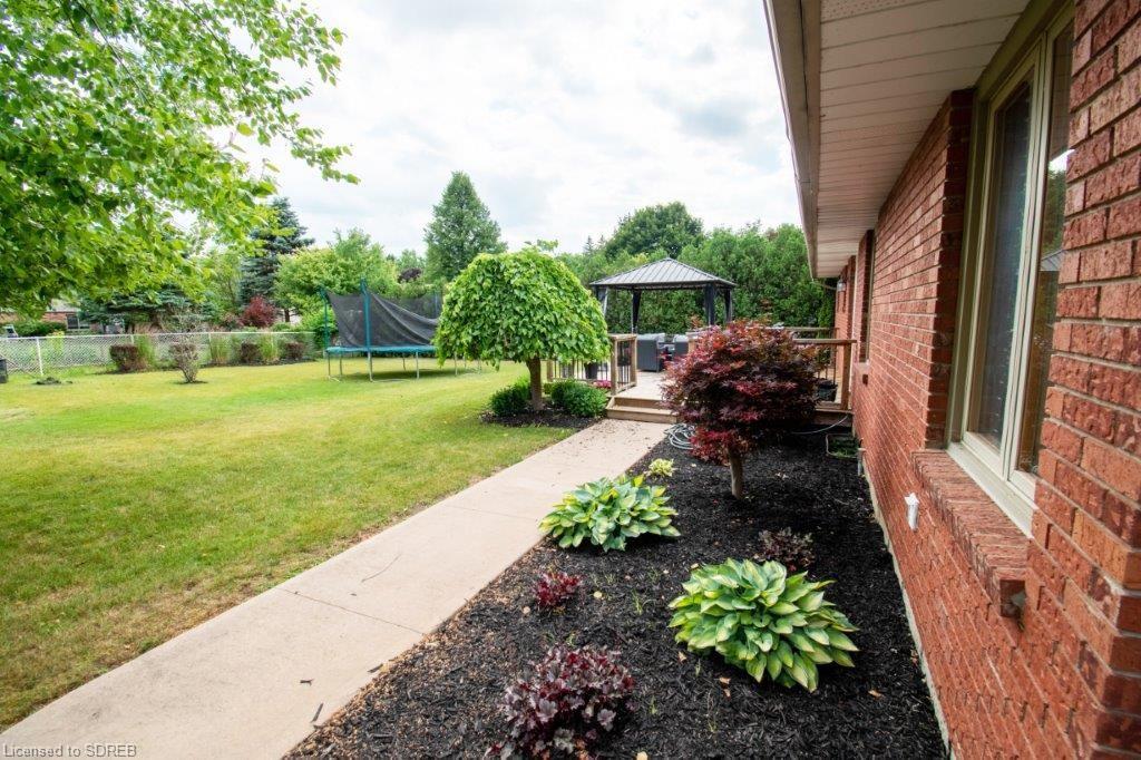 39 LORRAINE Avenue, Tillsonburg, Ontario, Canada