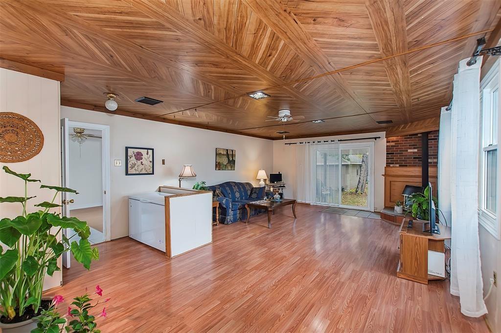 407 ARTHUR Street, Point Edward, Ontario, Canada