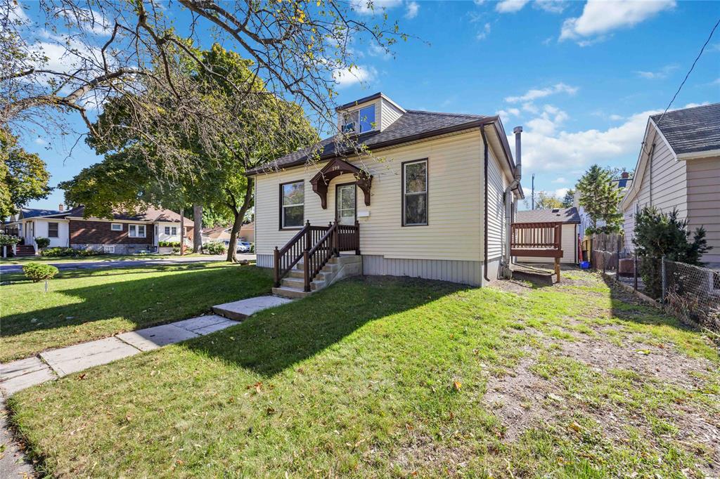 199 COBDEN Street, Sarnia, Ontario, Canada