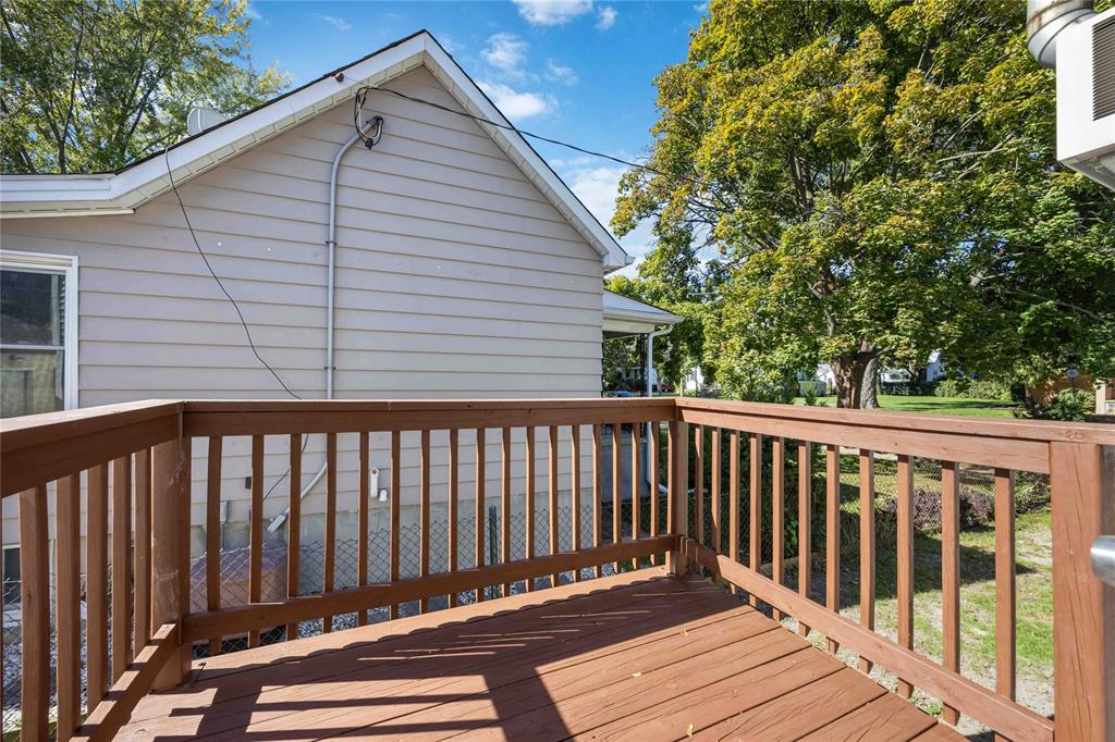 199 COBDEN Street, Sarnia, Ontario, Canada