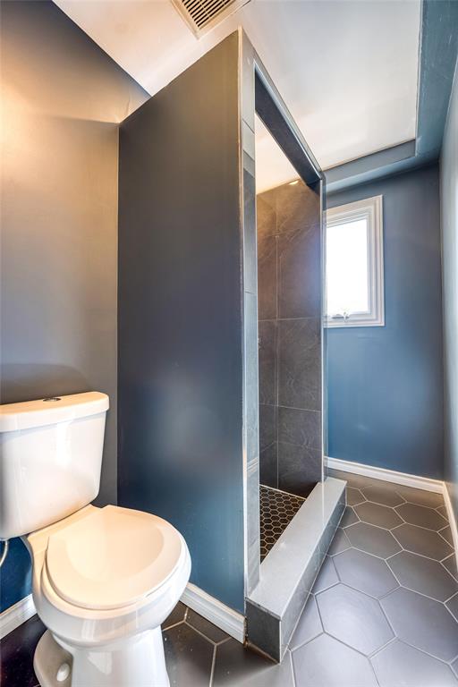 1035 BEL AIRE Drive, Sarnia, Ontario, Canada