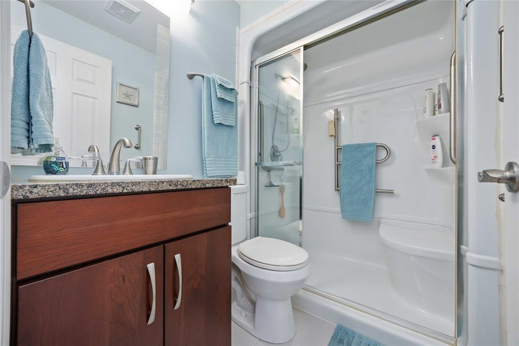 10 DERBY Lane Unit# 1104, Sarnia, Ontario, Canada photo 23