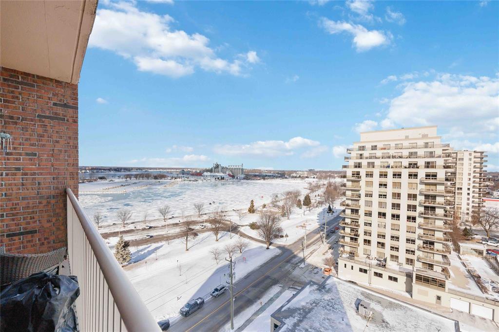 10 DERBY Lane Unit# 1104, Sarnia, Ontario, Canada photo 28