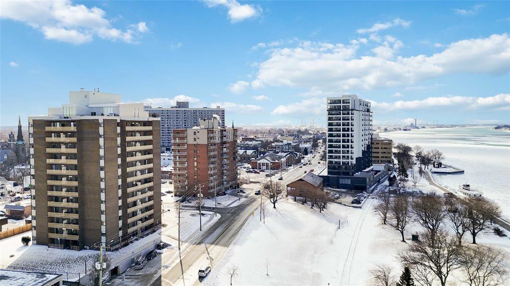 10 DERBY Lane Unit# 1104, Sarnia, Ontario, Canada photo 33
