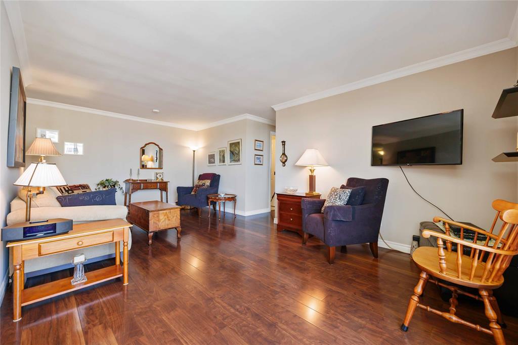 10 DERBY Lane Unit# 1104, Sarnia, Ontario, Canada photo 6