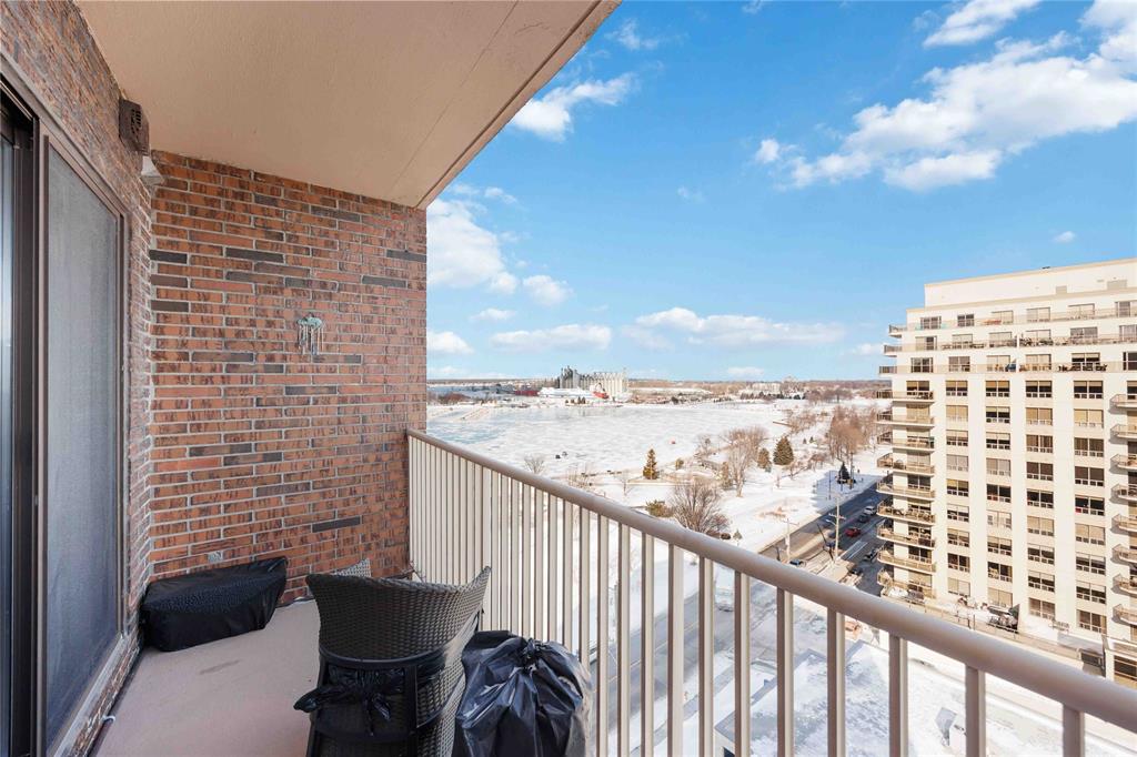 10 DERBY Lane Unit# 1104, Sarnia, Ontario, Canada photo 29