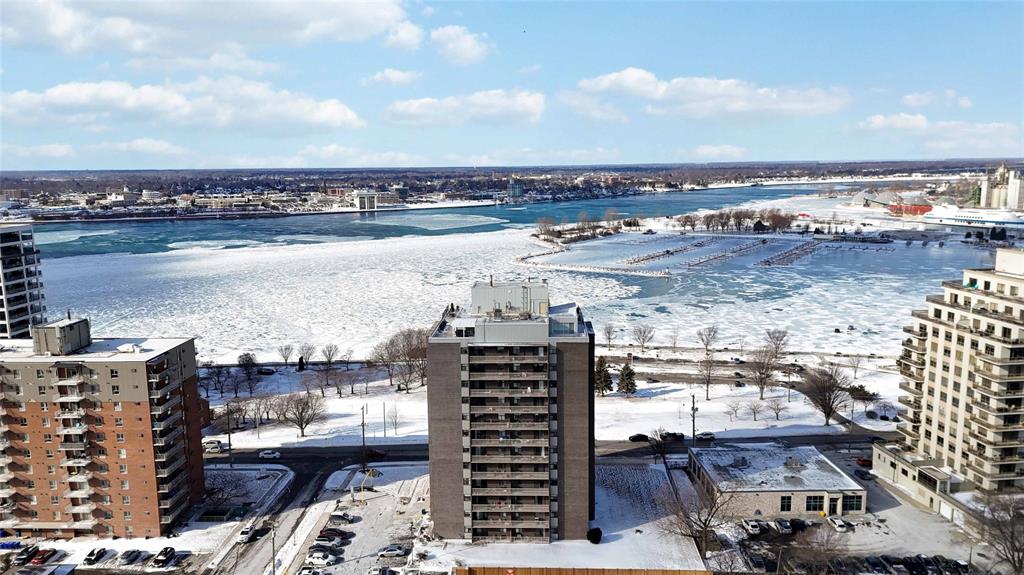 10 DERBY Lane Unit# 1104, Sarnia, Ontario, Canada photo 35