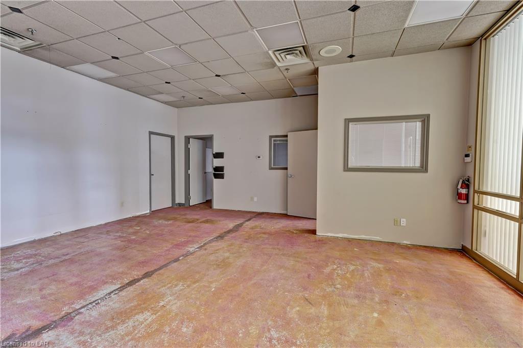 425 WEST Street N Unit# 2-4, 14-15, 17,, Orillia, Ontario, Canada