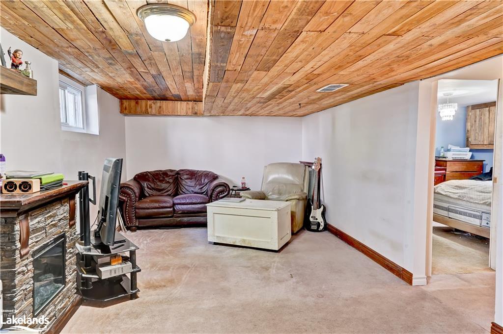343 COLBORNE Street, Orillia, Ontario, Canada
