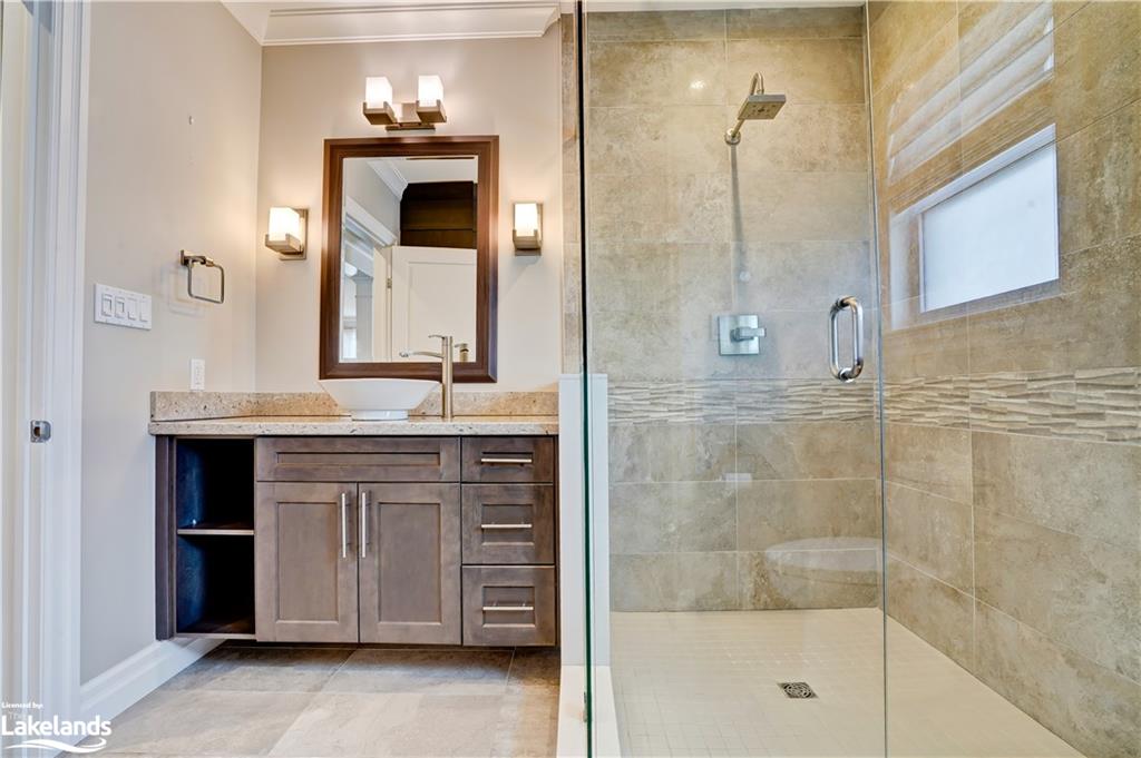 359 WEST Street Unit# 1, Orillia, Ontario, Canada