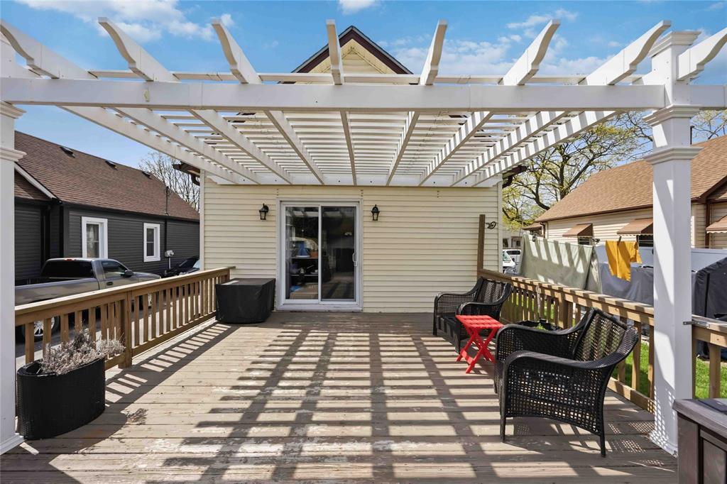 114 Samuel Street, Sarnia, Ontario, Canada photo 5