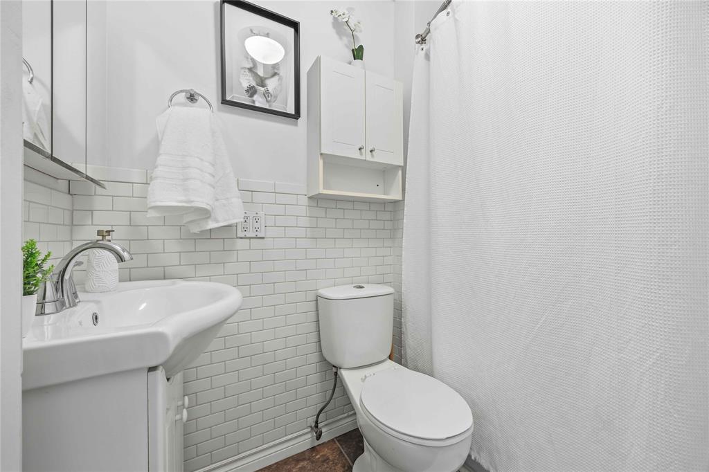 6546 Waterworks Road, Sarnia, Ontario, Canada photo 17