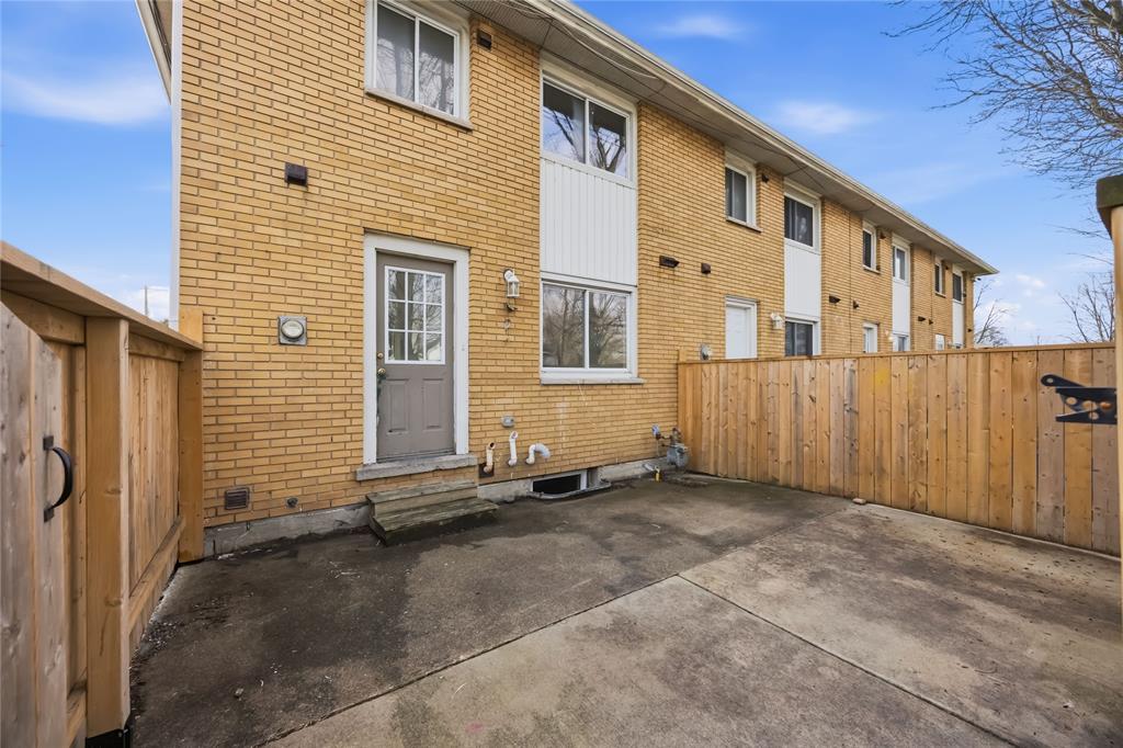800 WELLINGTON Street Unit# 4, Sarnia, Ontario, Canada photo 31