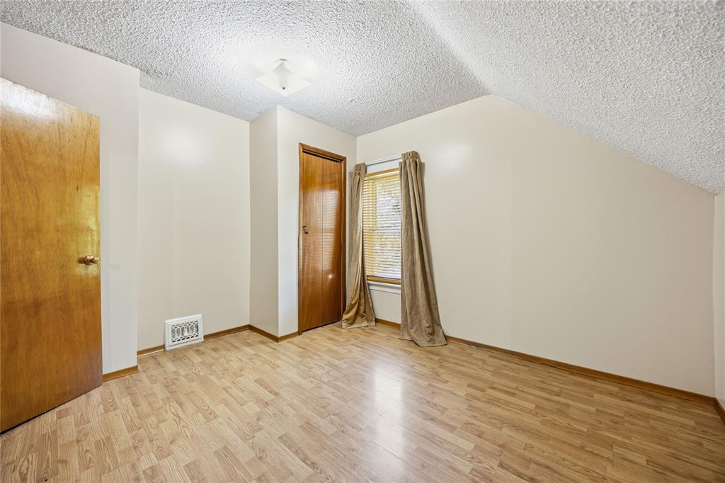 1576 MALLAH Drive, Sarnia, Ontario, Canada photo 24