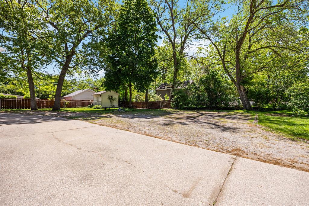 1576 MALLAH Drive, Sarnia, Ontario, Canada photo 44