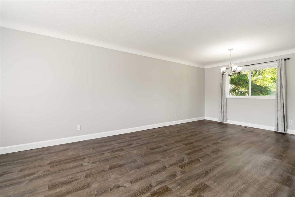 1102 EXMOUTH Street, Sarnia, Ontario, Canada photo 4