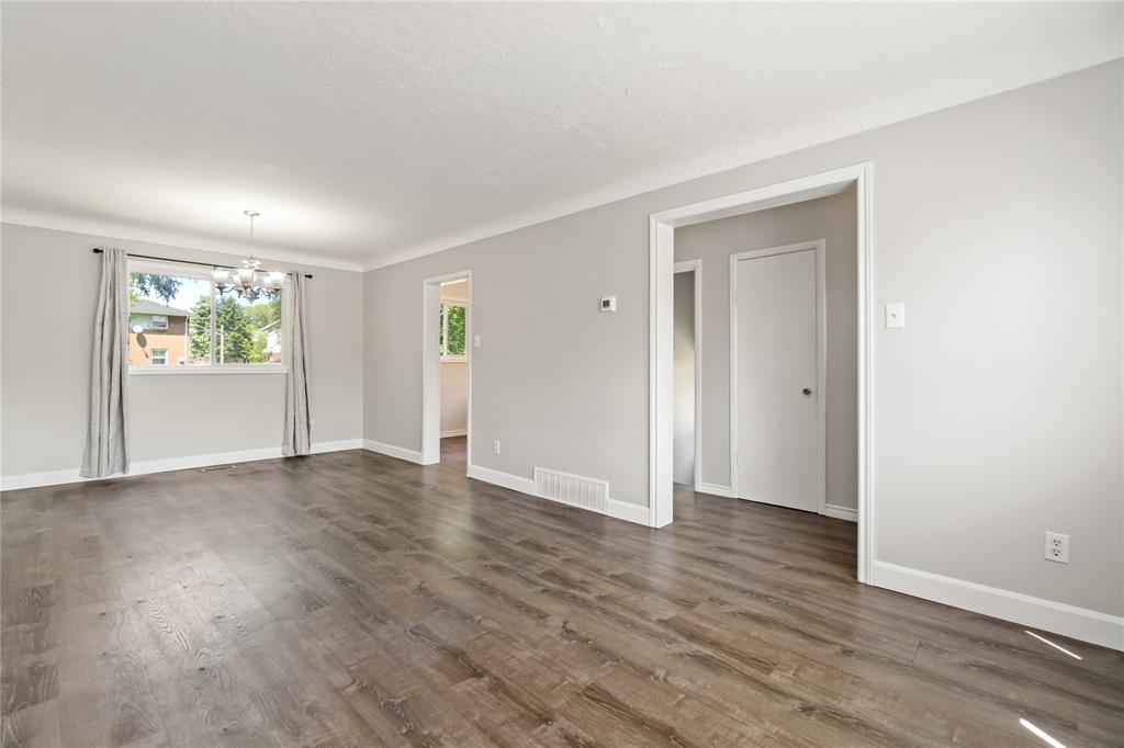 1102 EXMOUTH Street, Sarnia, Ontario, Canada photo 5