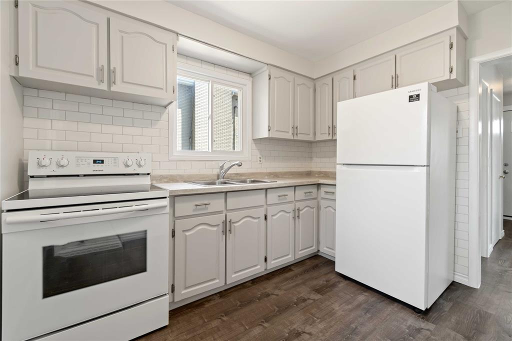 1102 EXMOUTH Street, Sarnia, Ontario, Canada photo 10