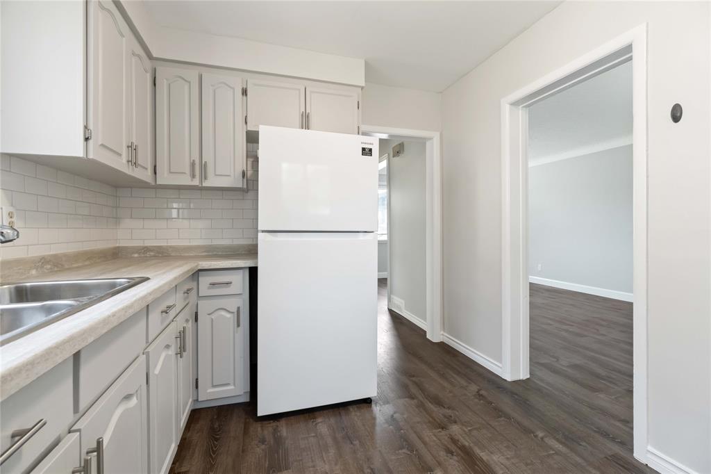 1102 EXMOUTH Street, Sarnia, Ontario, Canada photo 11