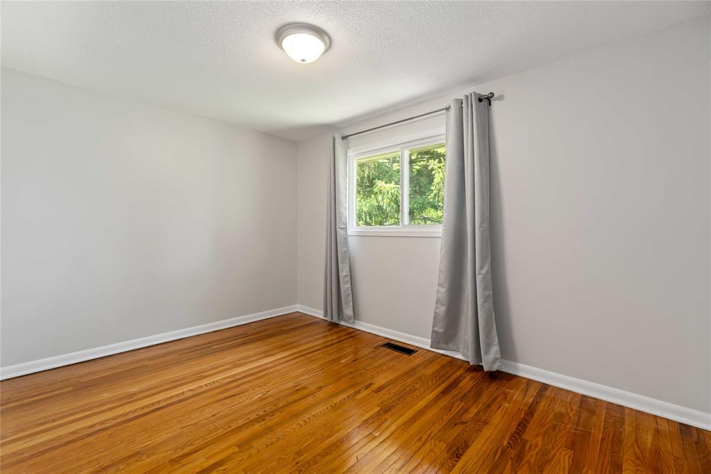 1102 EXMOUTH Street, Sarnia, Ontario, Canada photo 17