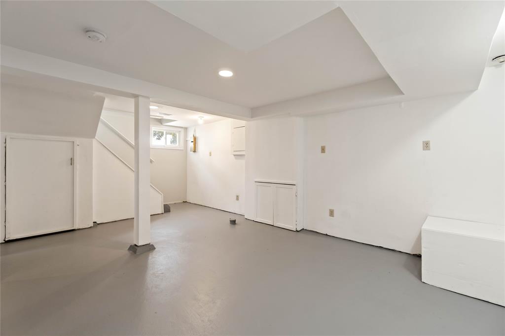 1102 EXMOUTH Street, Sarnia, Ontario, Canada photo 22