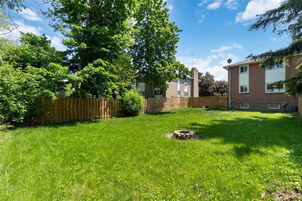 1102 EXMOUTH Street, Sarnia, Ontario, Canada photo 28