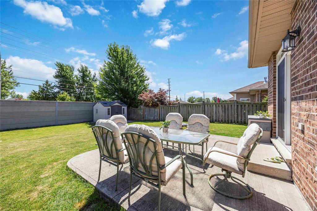 282 SAWGRASS Place, Sarnia, Ontario, Canada photo 40