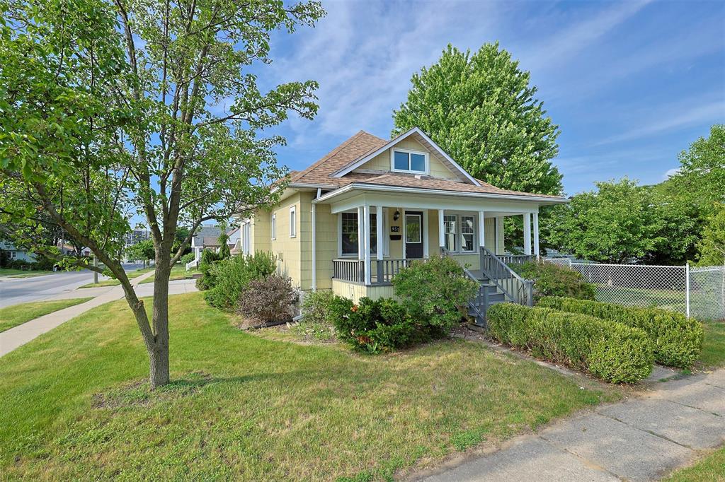 452 NELSON Street, Sarnia, Ontario, Canada photo 1