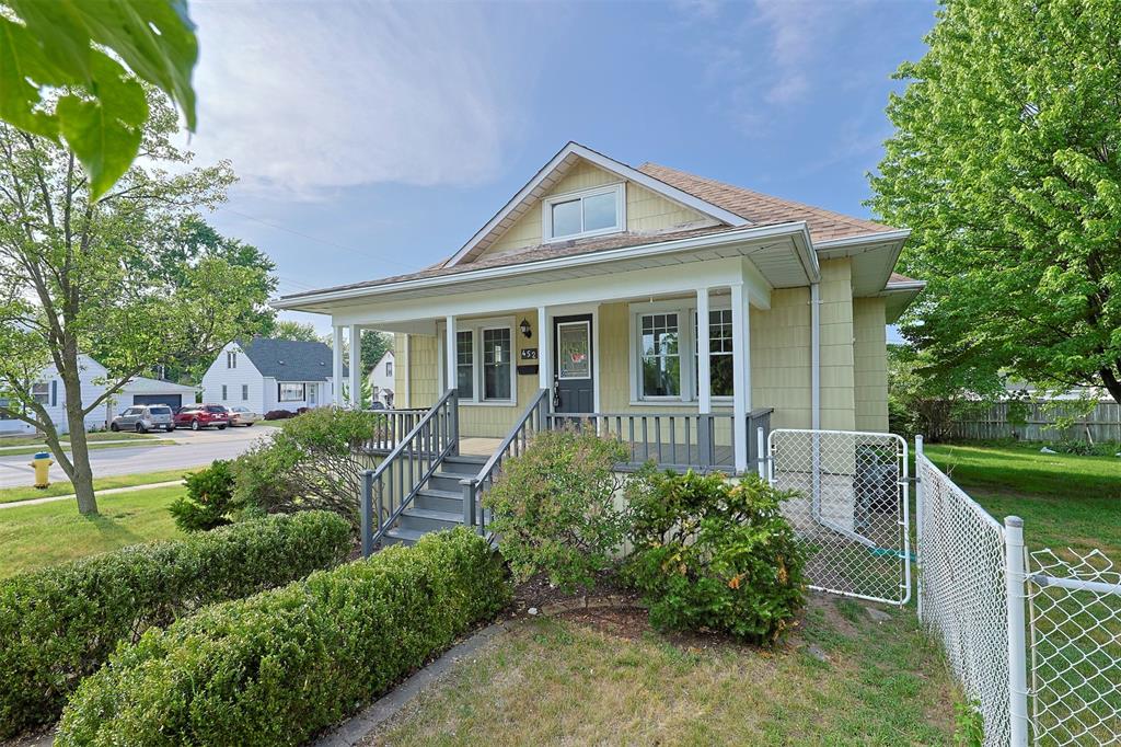 452 NELSON Street, Sarnia, Ontario, Canada photo 3