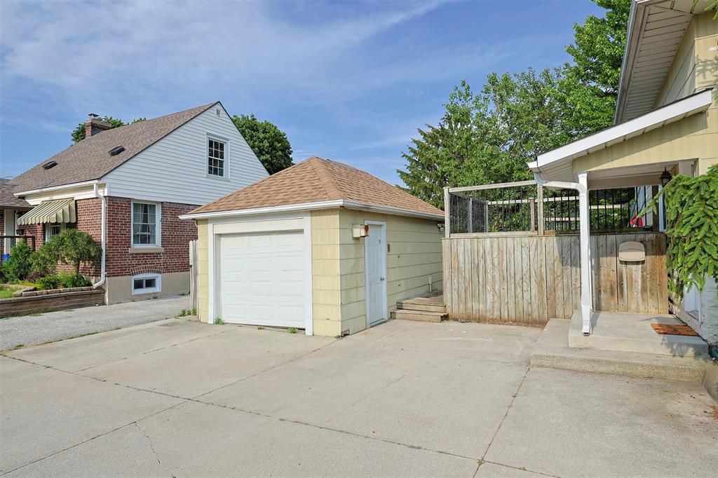 452 NELSON Street, Sarnia, Ontario, Canada photo 5