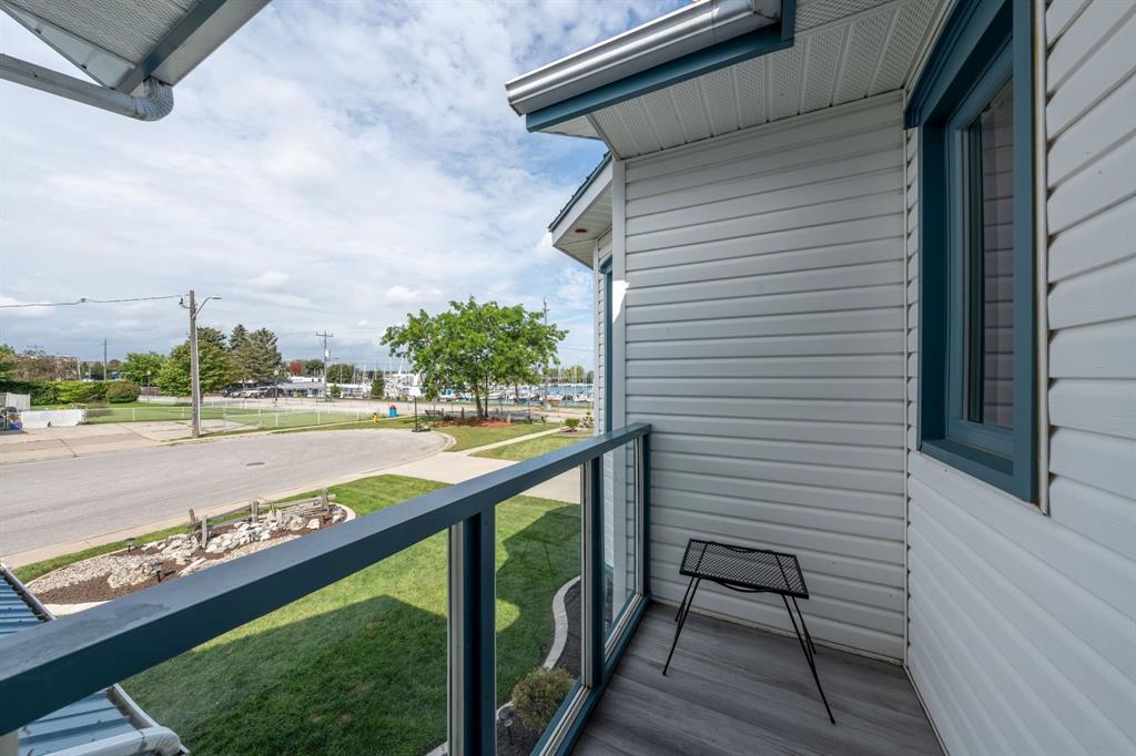 11 MAUD Street, Point Edward, Ontario, Canada