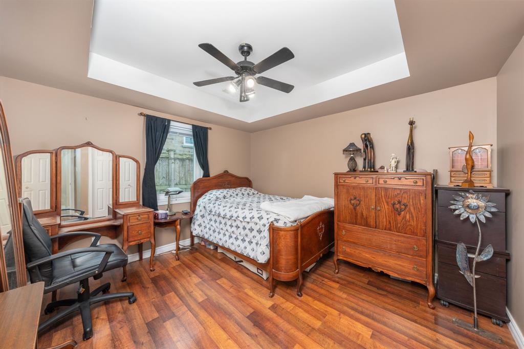 11 MAUD Street, Point Edward, Ontario, Canada