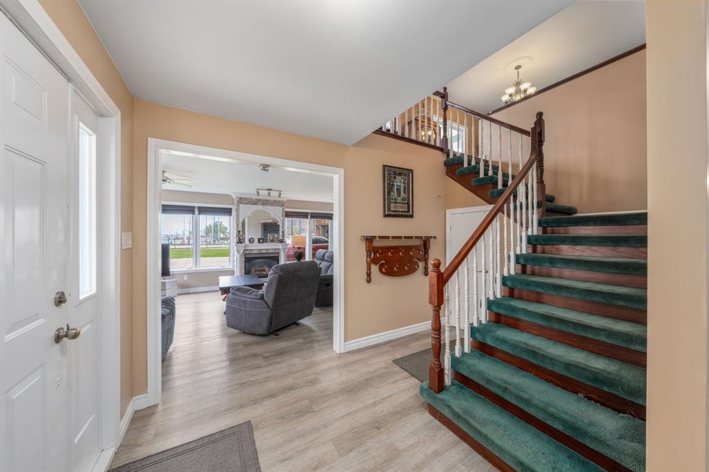 11 MAUD Street, Point Edward, Ontario, Canada
