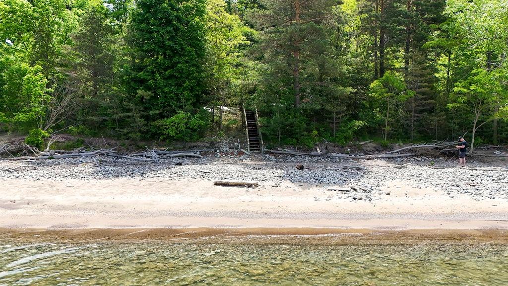 7359 BLUE POINT BAY Path, Plympton-Wyoming, Ontario, Canada photo 7