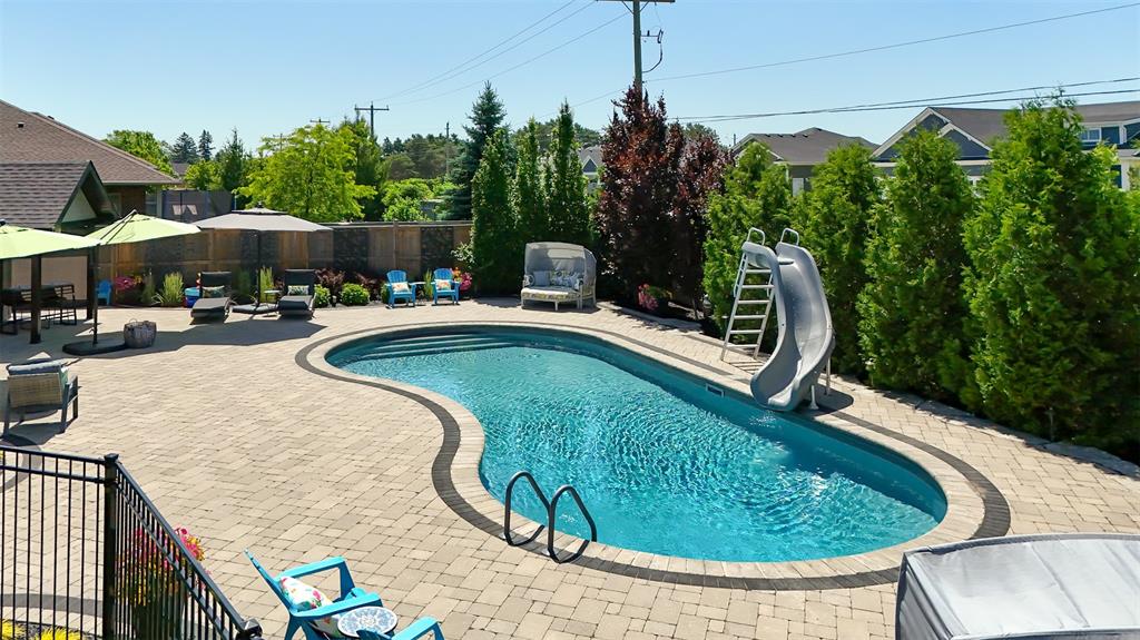 6831 CREEKSIDE Drive, Plympton-Wyoming, Ontario, Canada photo 6