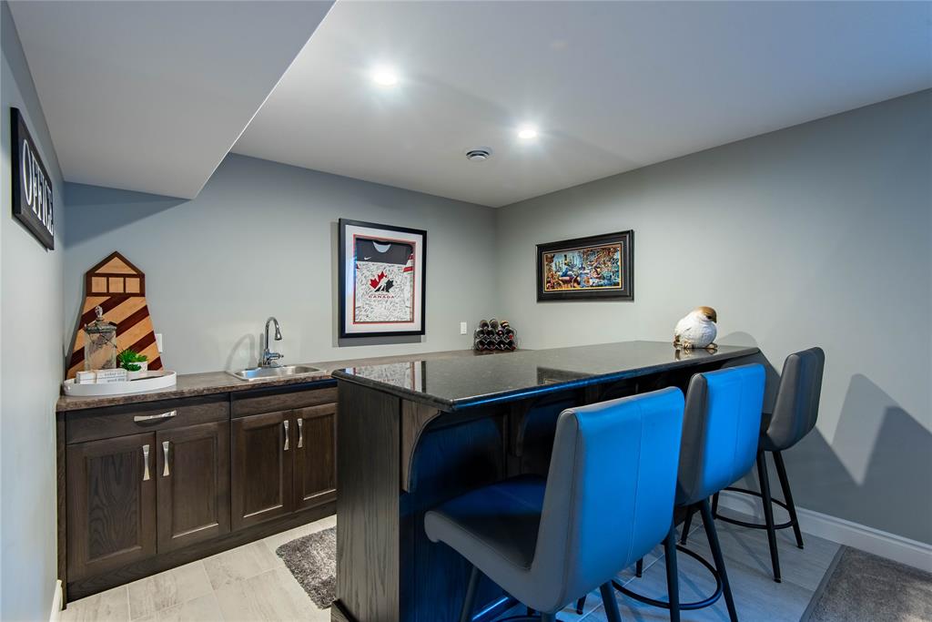 6831 CREEKSIDE Drive, Plympton-Wyoming, Ontario, Canada photo 41