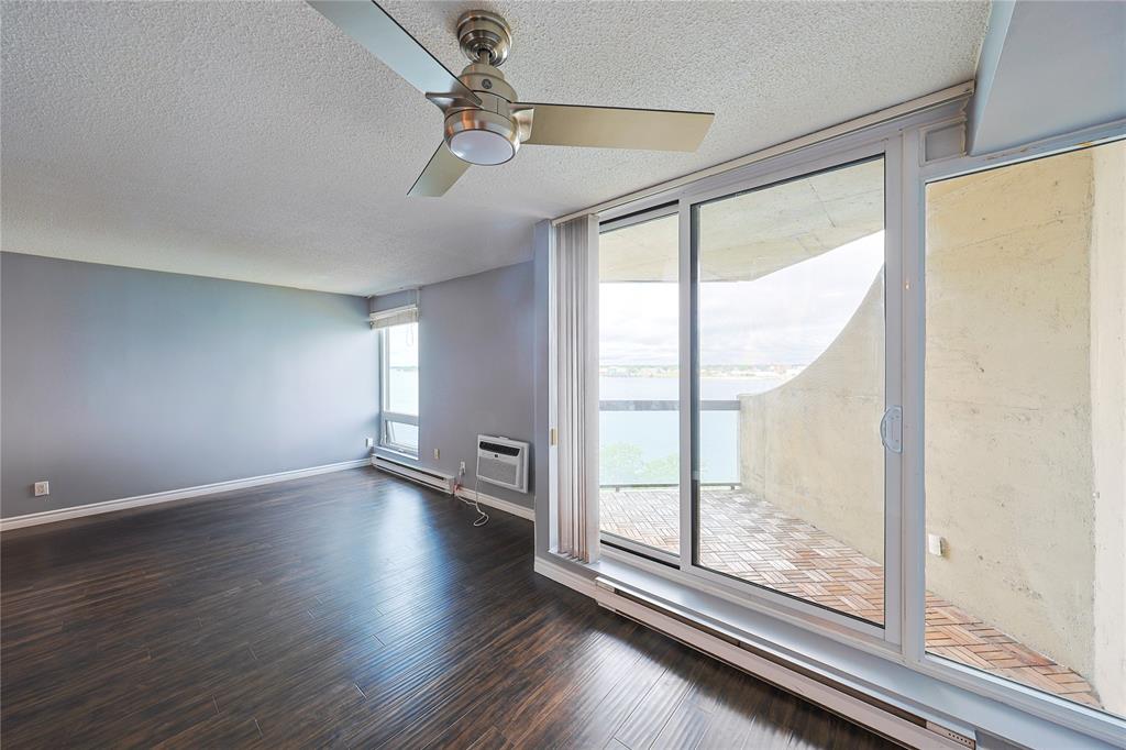 155 FRONT Street North Unit# 805, Sarnia, Ontario, Canada photo 7