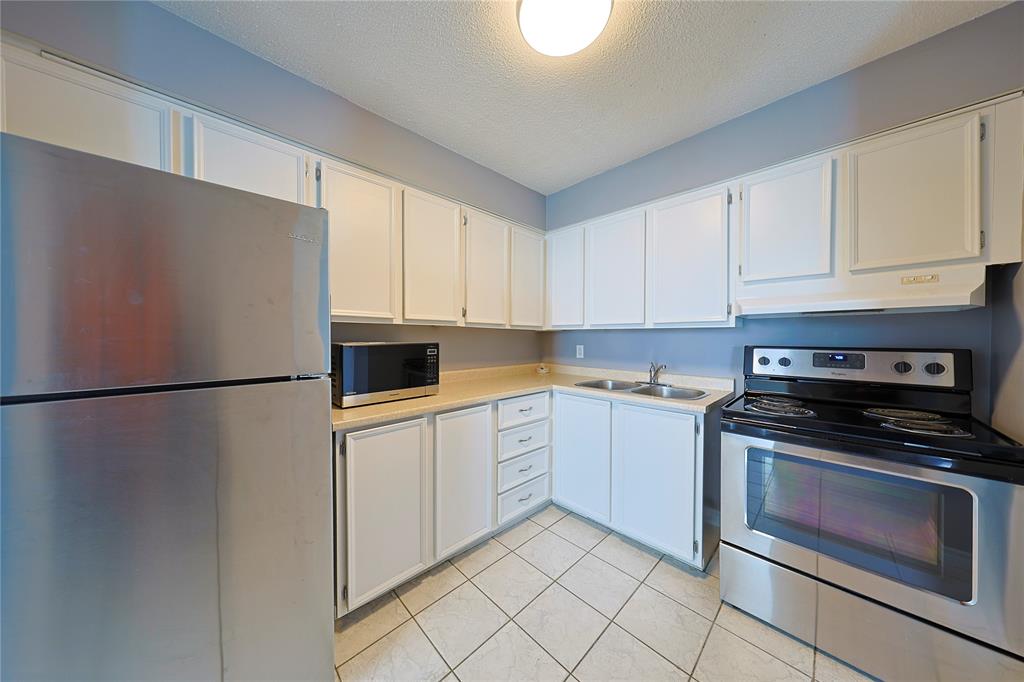 155 FRONT Street North Unit# 805, Sarnia, Ontario, Canada photo 9