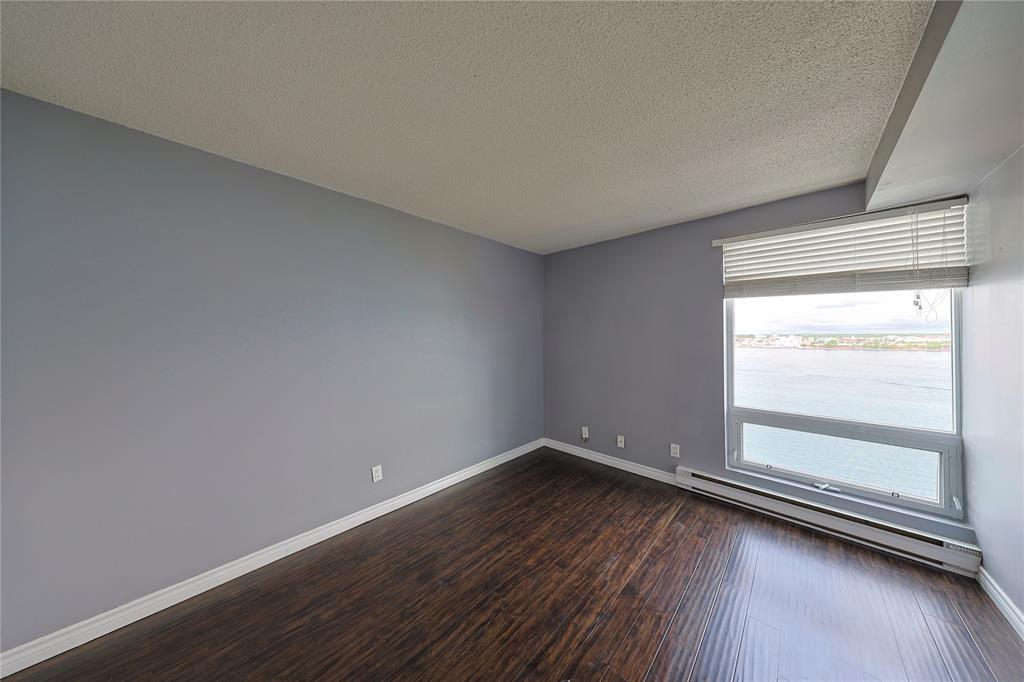 155 FRONT Street North Unit# 805, Sarnia, Ontario, Canada photo 12