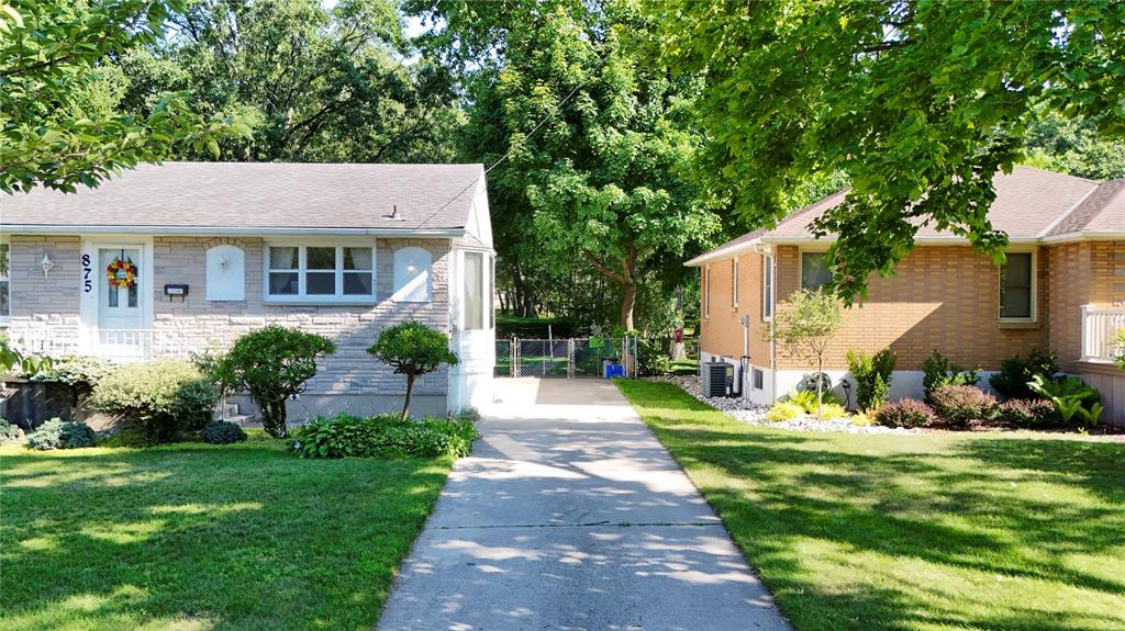 875 KEMSLEY Drive, Sarnia, Ontario, Canada photo 2